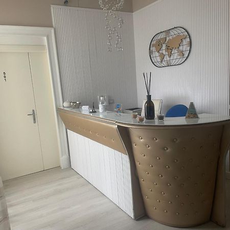 ナポリ B＆B シェ モア Bed & Breakfast エクステリア 写真
