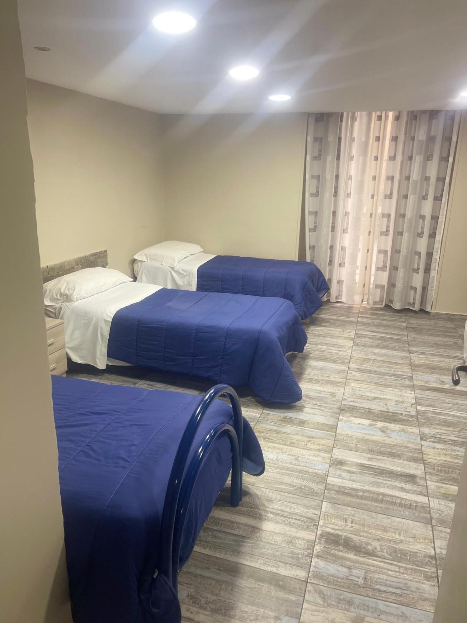 ナポリ B＆B シェ モア Bed & Breakfast エクステリア 写真