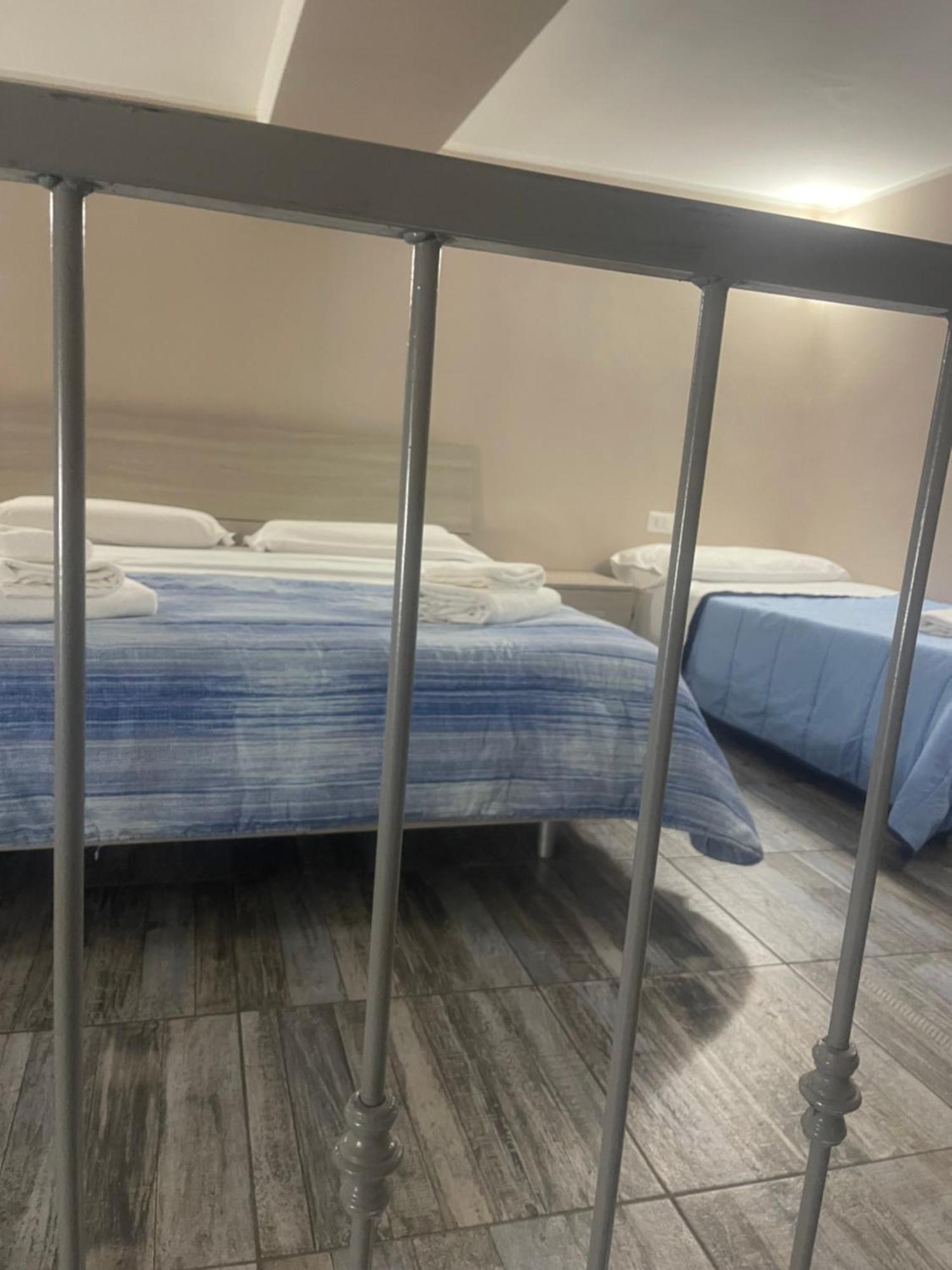 ナポリ B＆B シェ モア Bed & Breakfast エクステリア 写真