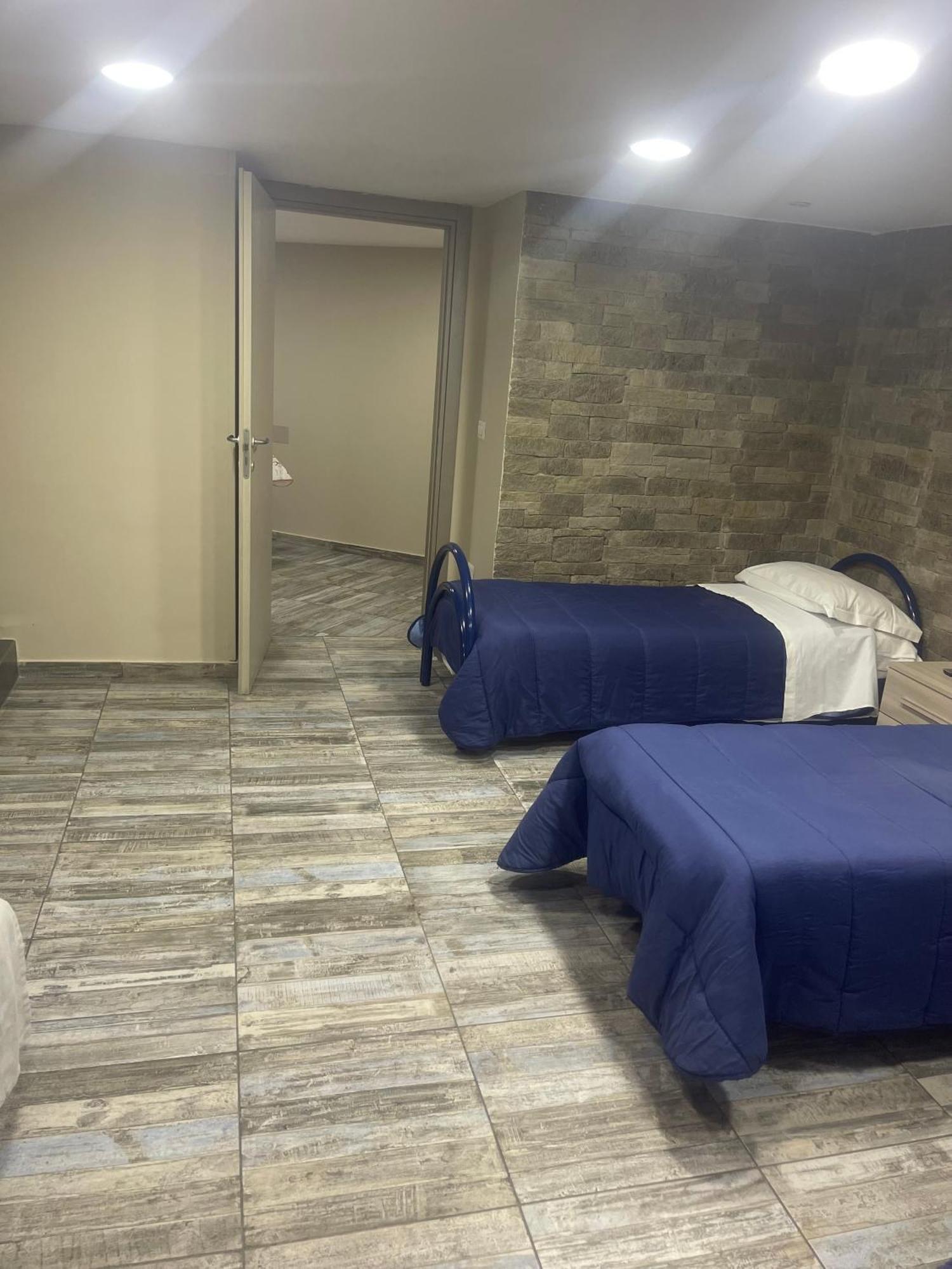 ナポリ B＆B シェ モア Bed & Breakfast エクステリア 写真