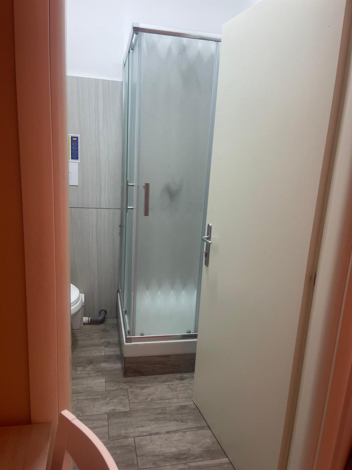 ナポリ B＆B シェ モア Bed & Breakfast エクステリア 写真