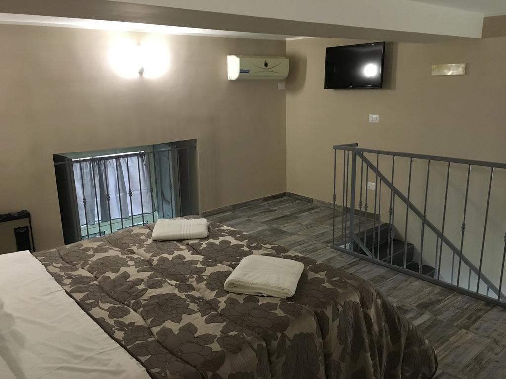 ナポリ B＆B シェ モア Bed & Breakfast エクステリア 写真